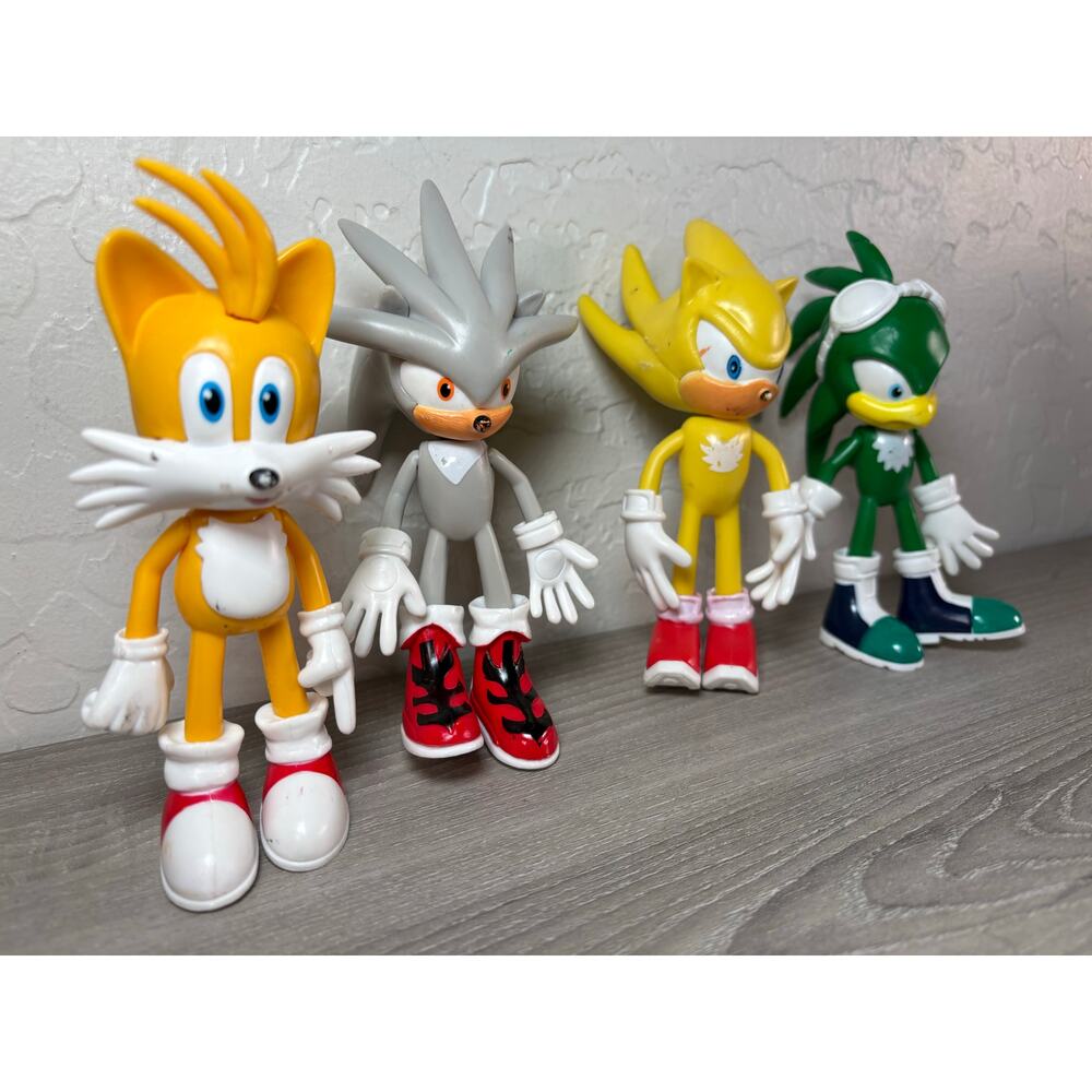 Sonic the Hedgehog Figure Lot – Tails Silver Super Sonic Jet 5–6” Vinyl